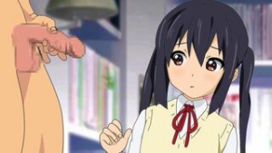 Azusa Nakano - k-on animation on Crohasit