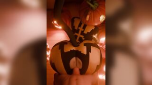 [MattyVD] Trick or ‘Treat’ - ﻿3D animation on Crohasit