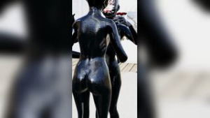 Venom kiss lucy back - ﻿3D animation on Crohasit